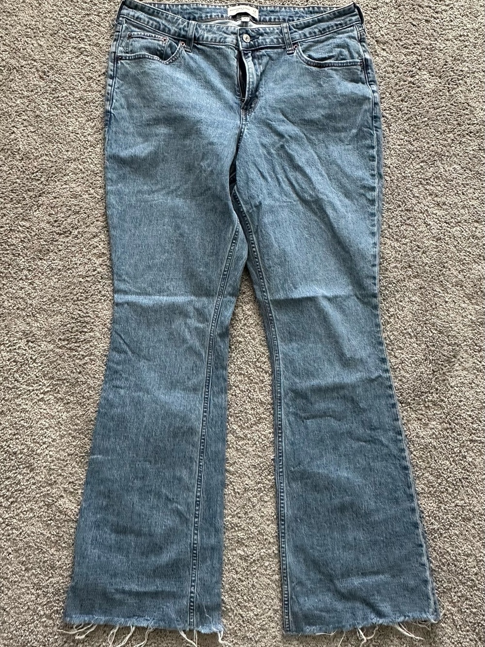 Abercrombie & Fitch Women’s Curve Love Mid Rise Bootcut